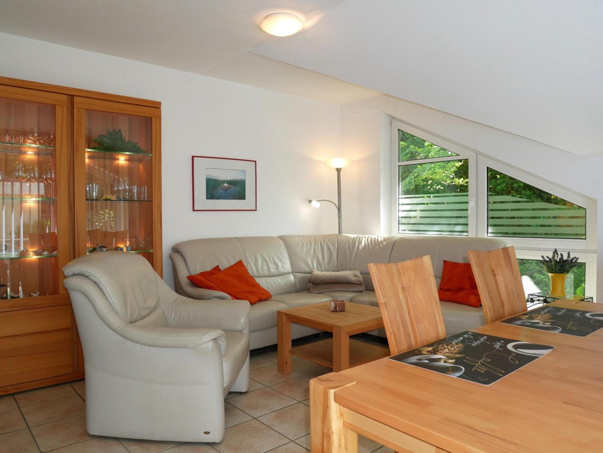 Haus Oie Idyll Mit Balkon 10 Minuten Zum Strand Zinnowitz Luaran gambar