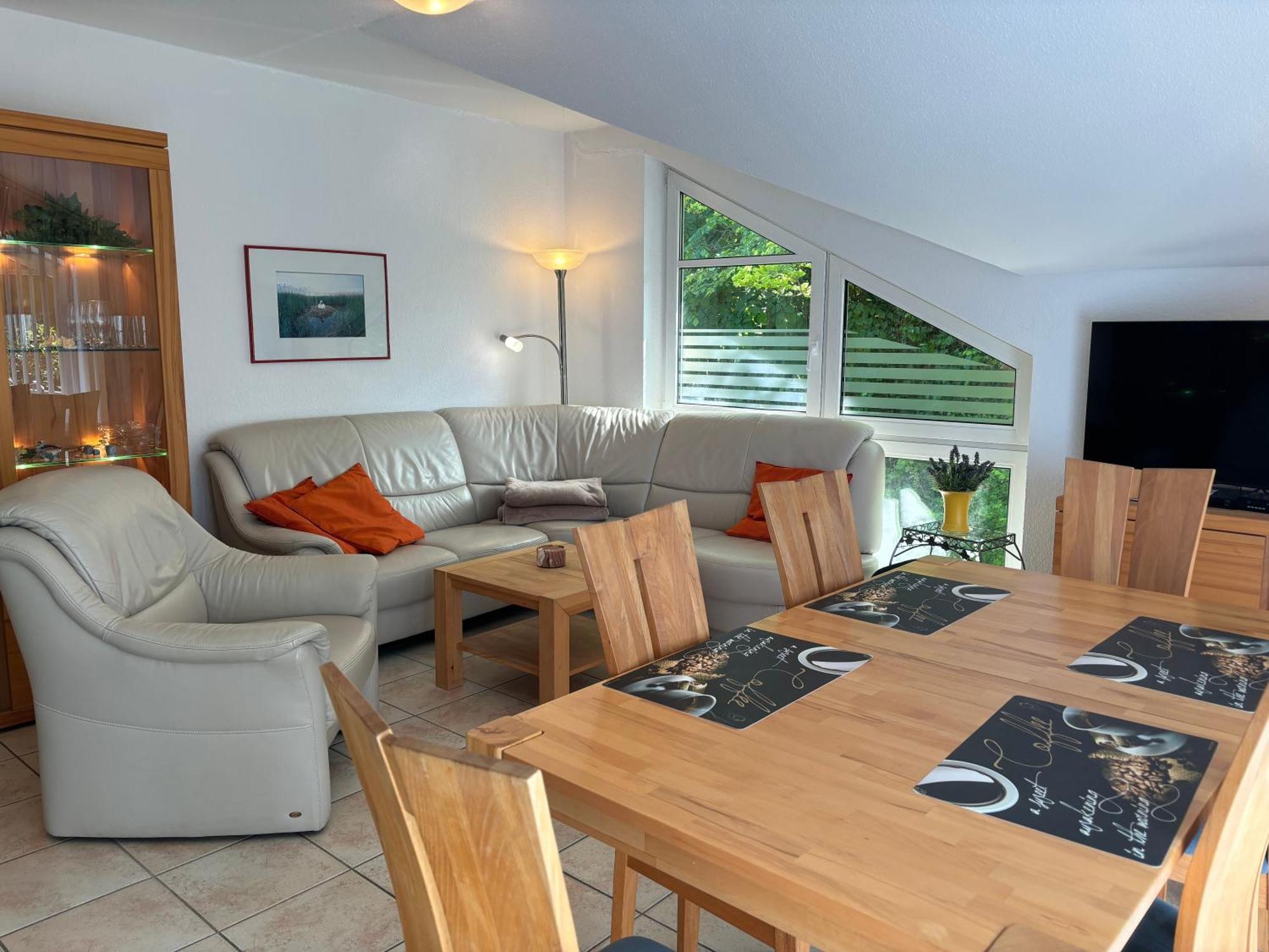 Haus Oie Idyll Mit Balkon 10 Minuten Zum Strand Zinnowitz Luaran gambar