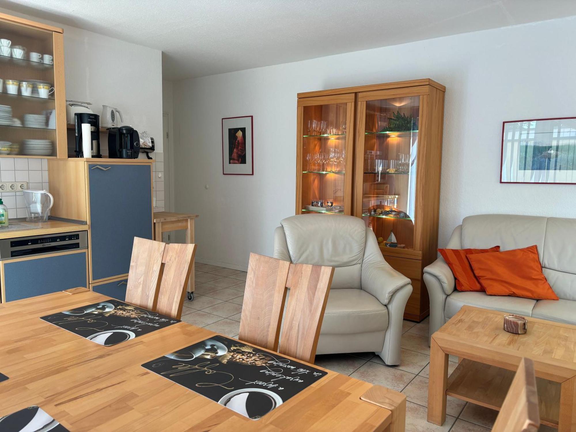 Haus Oie Idyll Mit Balkon 10 Minuten Zum Strand Zinnowitz Luaran gambar
